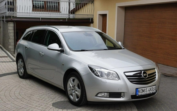 Opel Insignia cena 23900 przebieg: 214000, rok produkcji 2011 z Malbork małe 301